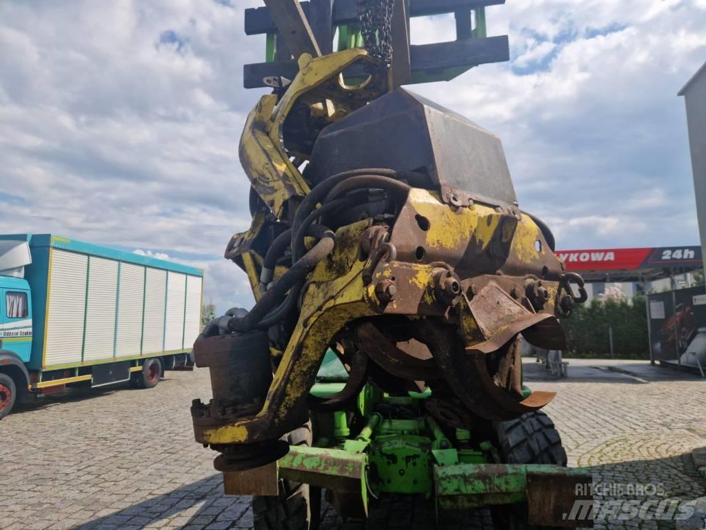 John Deere H 754 Harvester heads