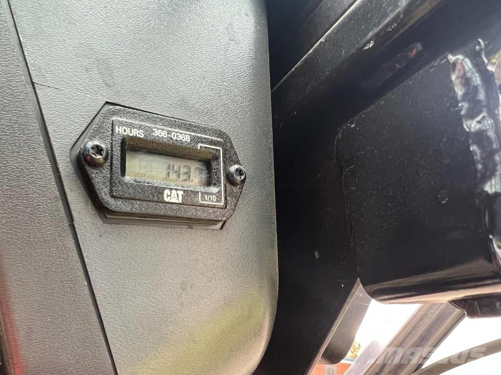 CAT 216 B 3 Skid steer loaders