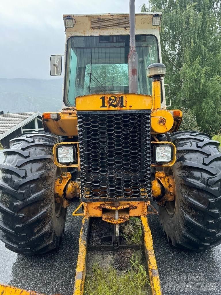 Muir-Hill MH121 Tractors