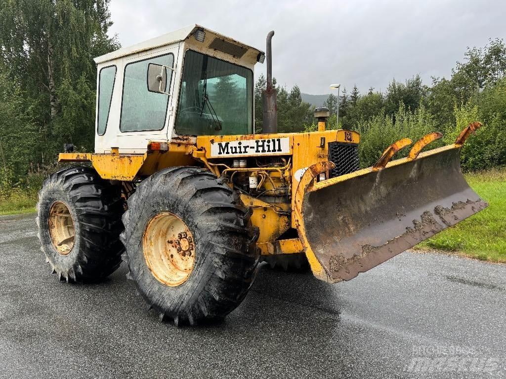 Muir-Hill MH121 Tractors