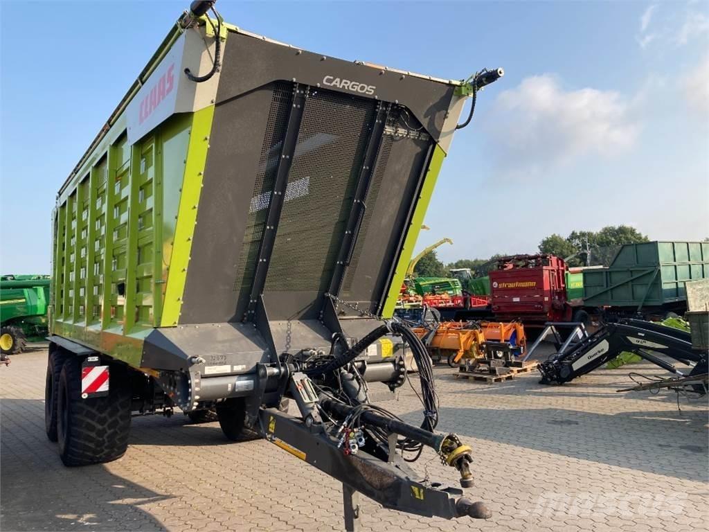 CLAAS Cargos 750 Handling and placing equipment
