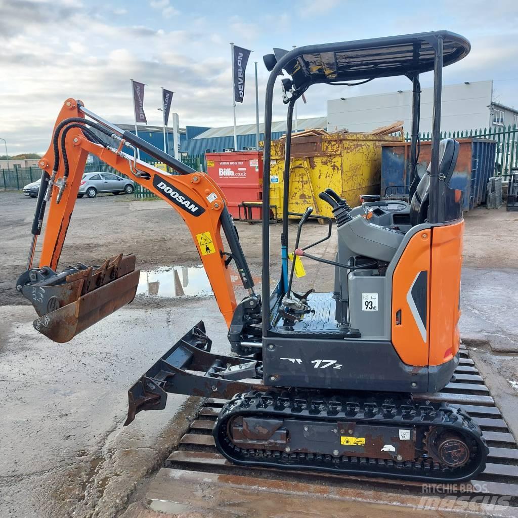 Doosan DX 17 Wheeled excavators