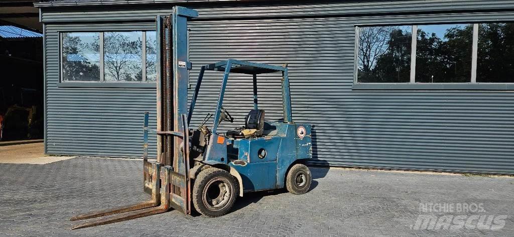 Clark 3 ton diesel Other