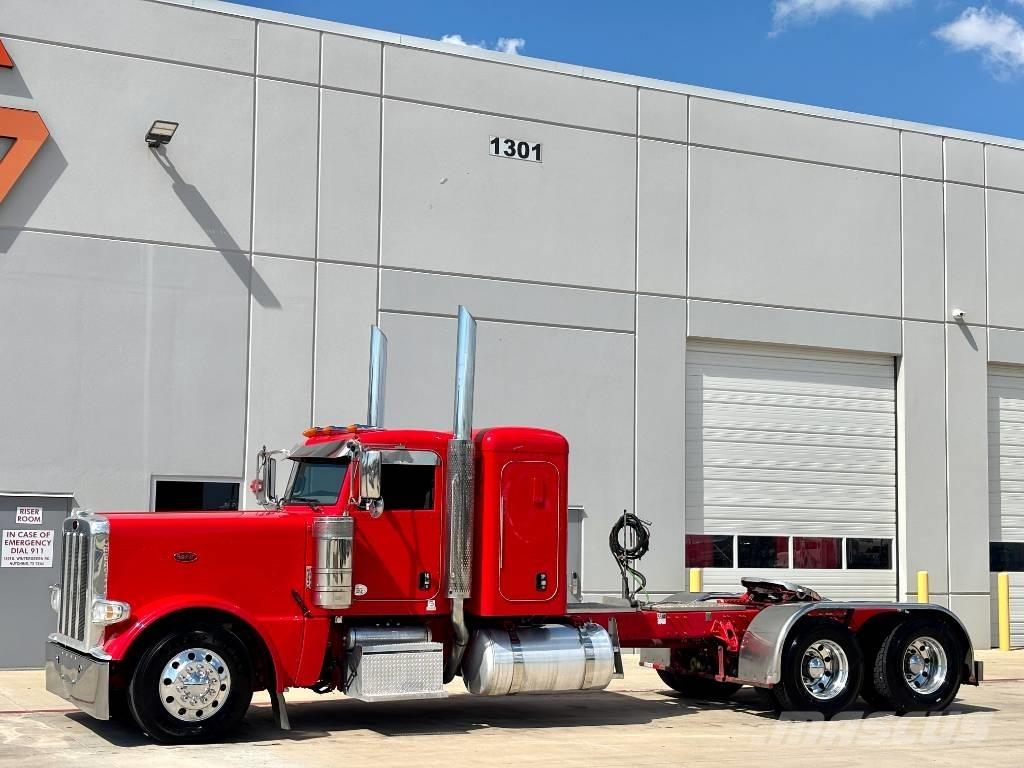 Peterbilt 389 Prime Movers