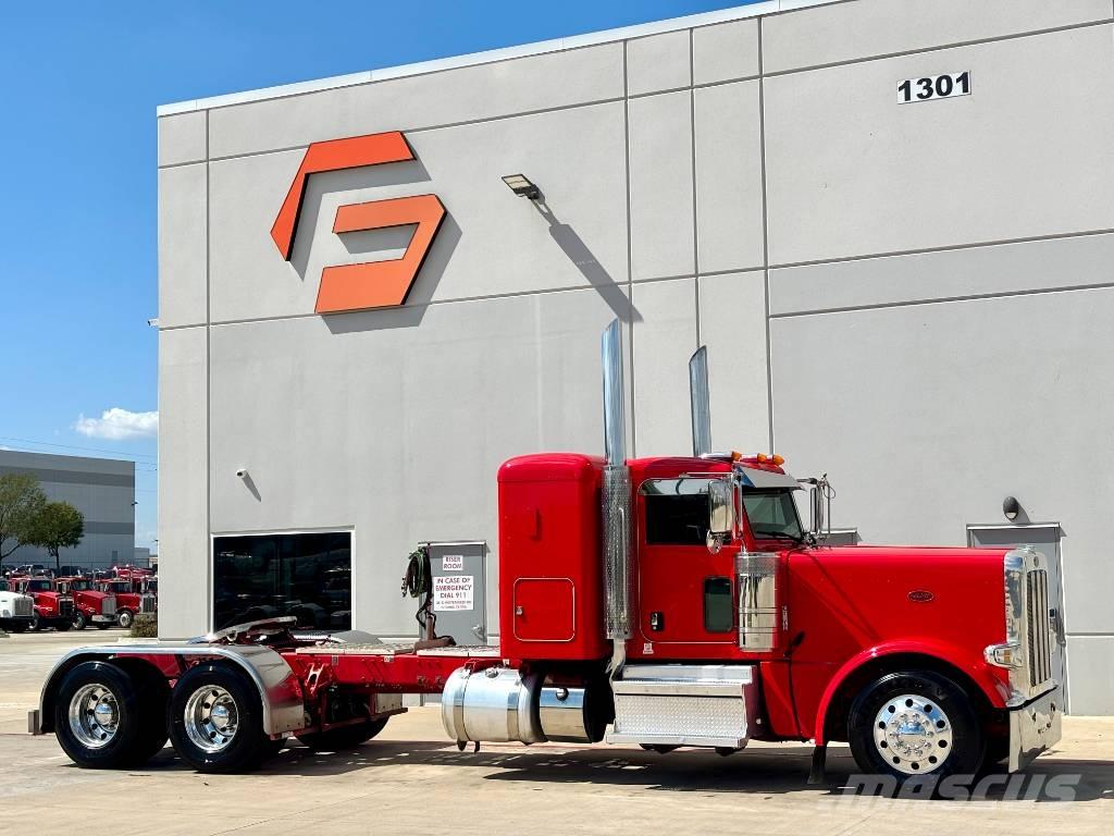 Peterbilt 389 Prime Movers