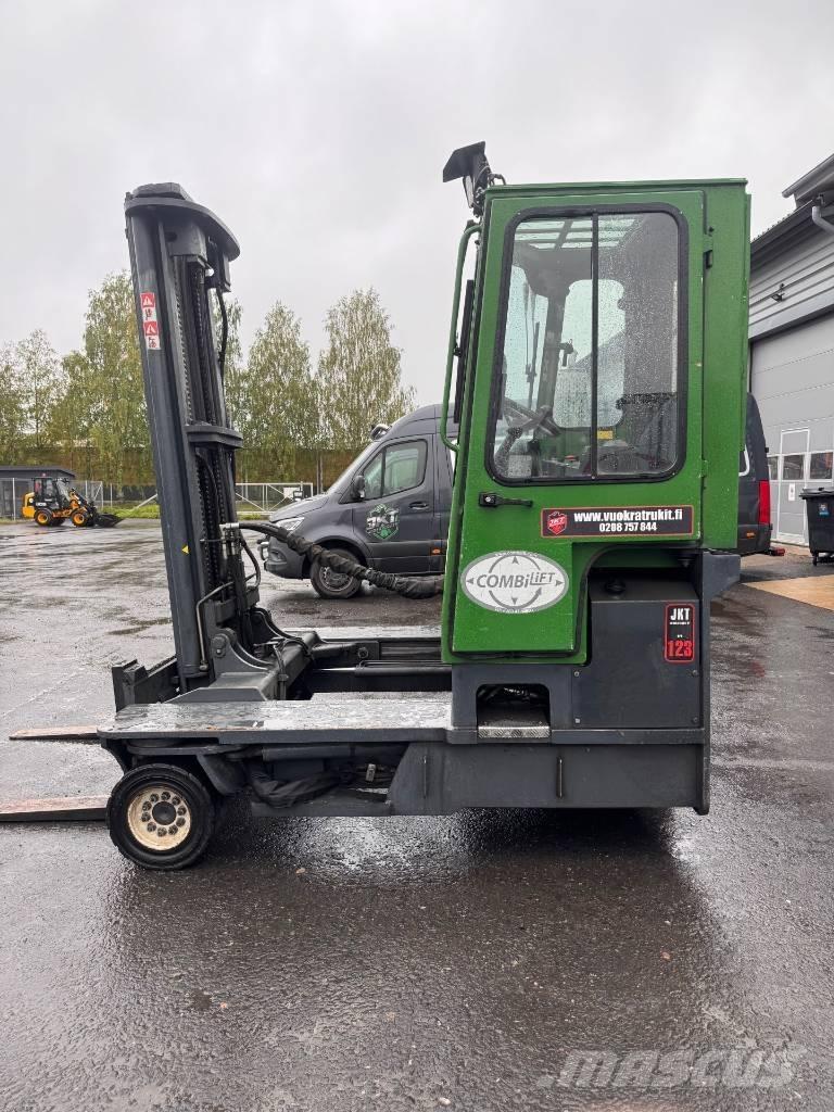 Combilift C 4000 4-way reach truck