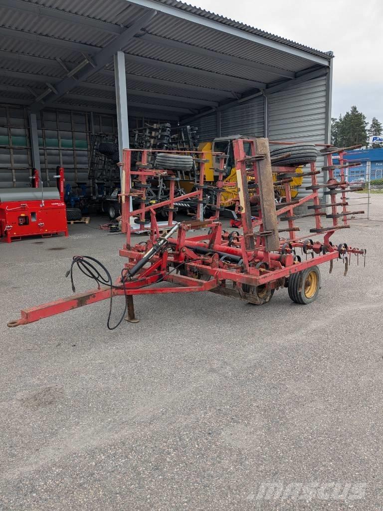 Väderstad NZ-500 Harrows