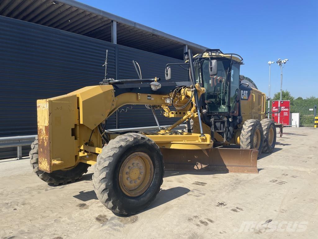CAT 140 M2 Sorting equipment