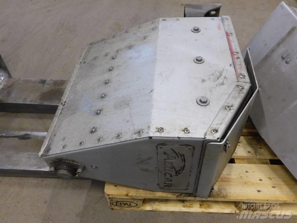 Sandspridare Alucar Chassis and suspension