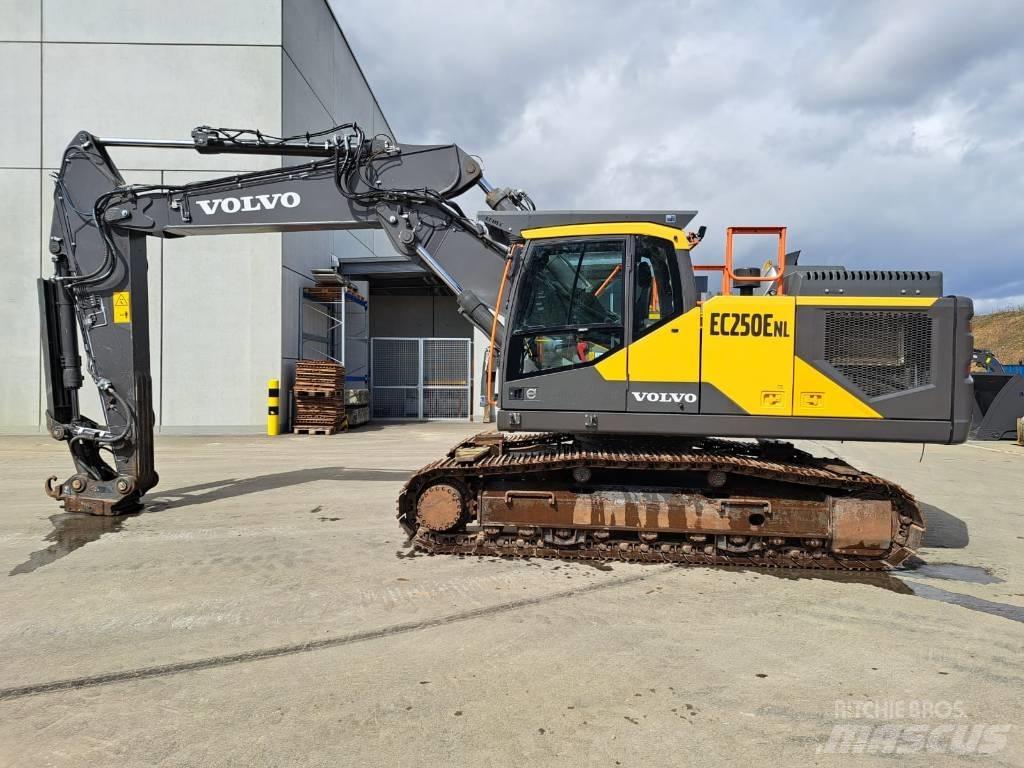 Volvo EC250ENL Crawler excavators