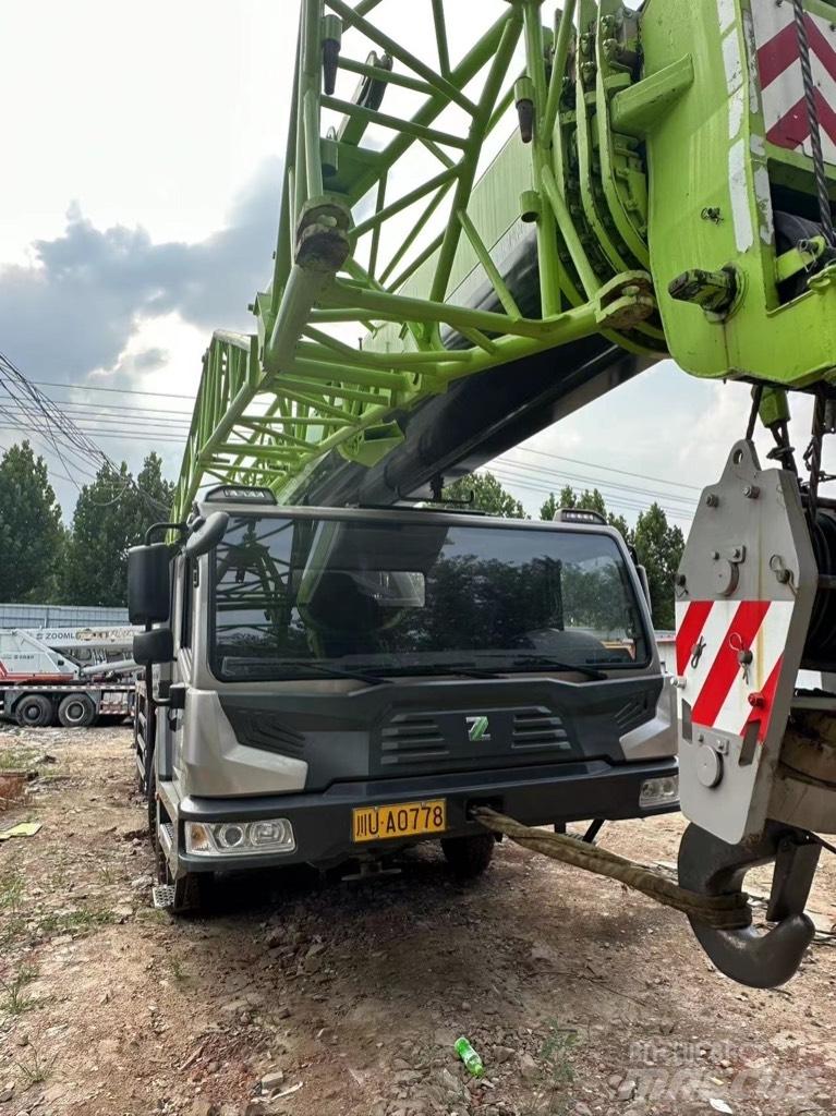 Zoomlion ZTC700 All terrain cranes