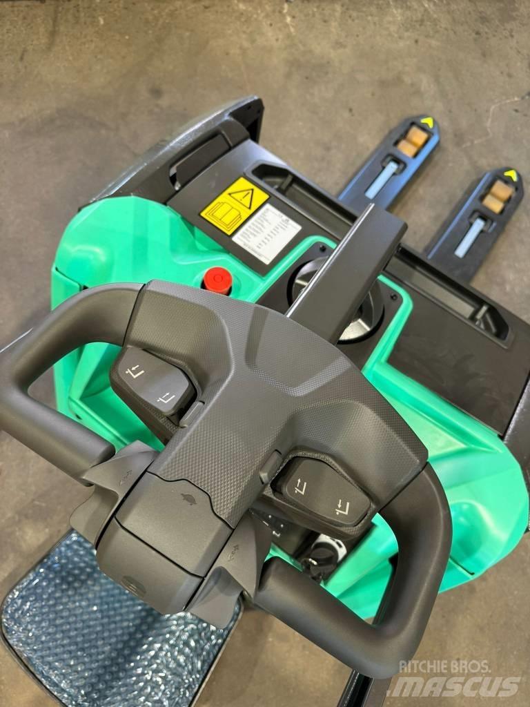 Mitsubishi PBV20N2 Low lift with platform