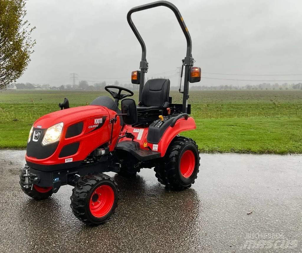 Kioti CS2510 Tractors