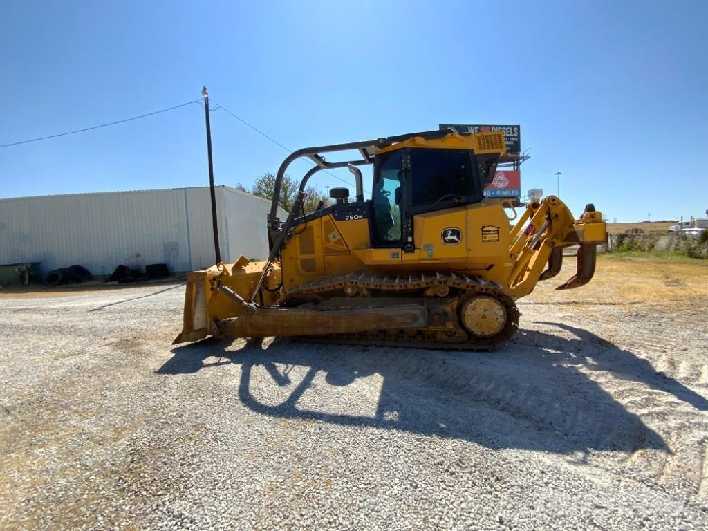 John Deere 750 K Crawler dozers