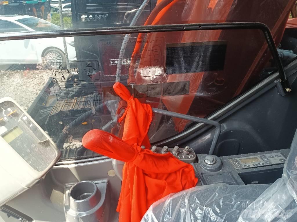 Hitachi ZX 70 Crawler excavators
