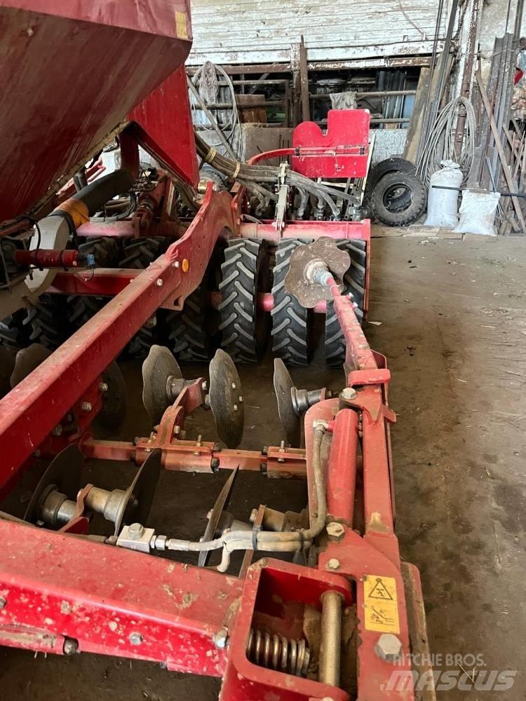 Horsch Pronto 3 DC Combination drills