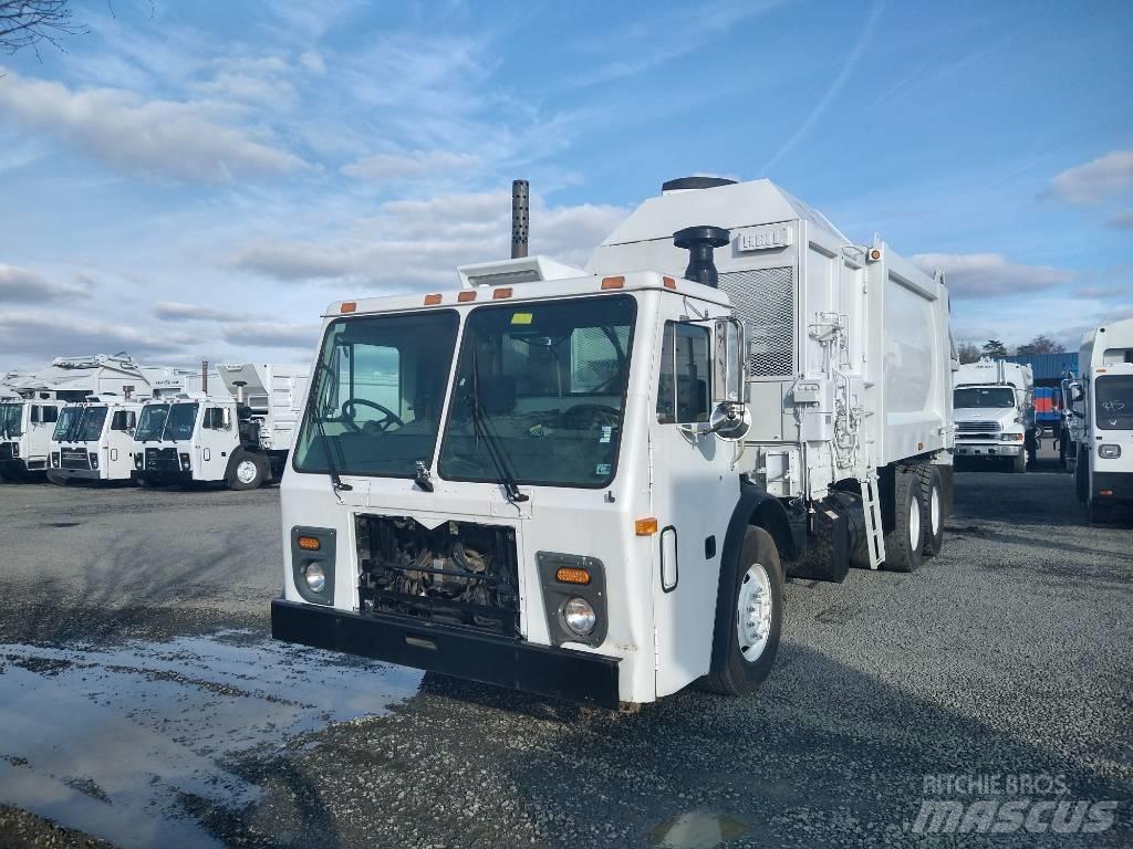 Mack LEU613 Waste trucks