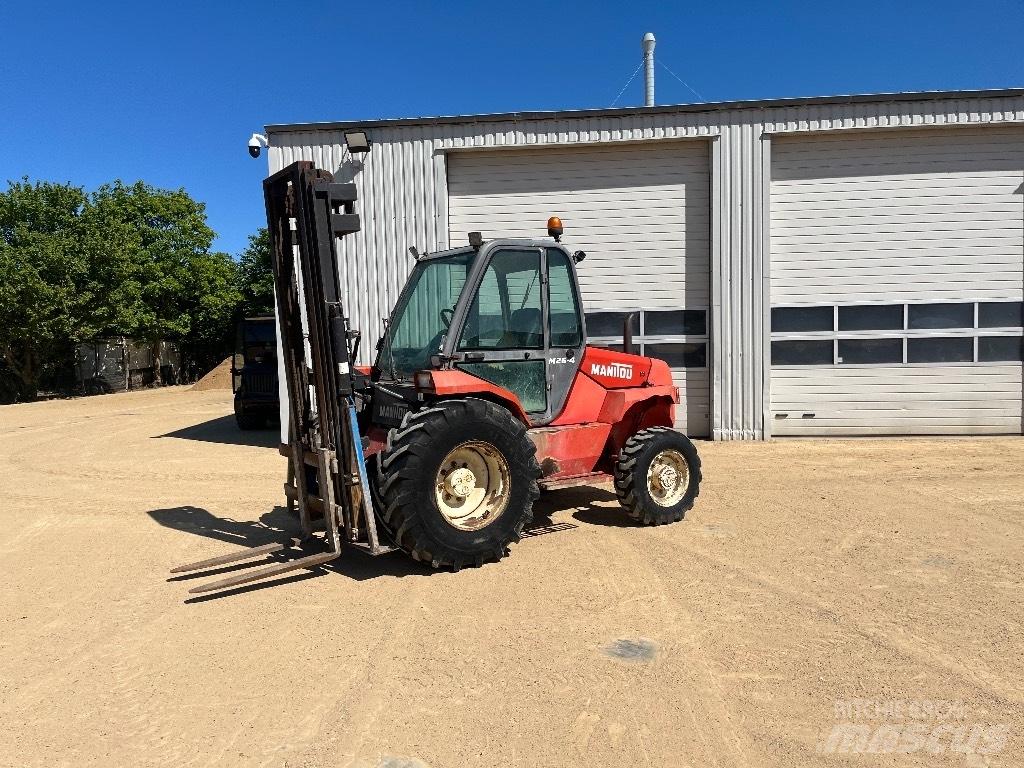 Manitou M 26.4 Rough terrain truck