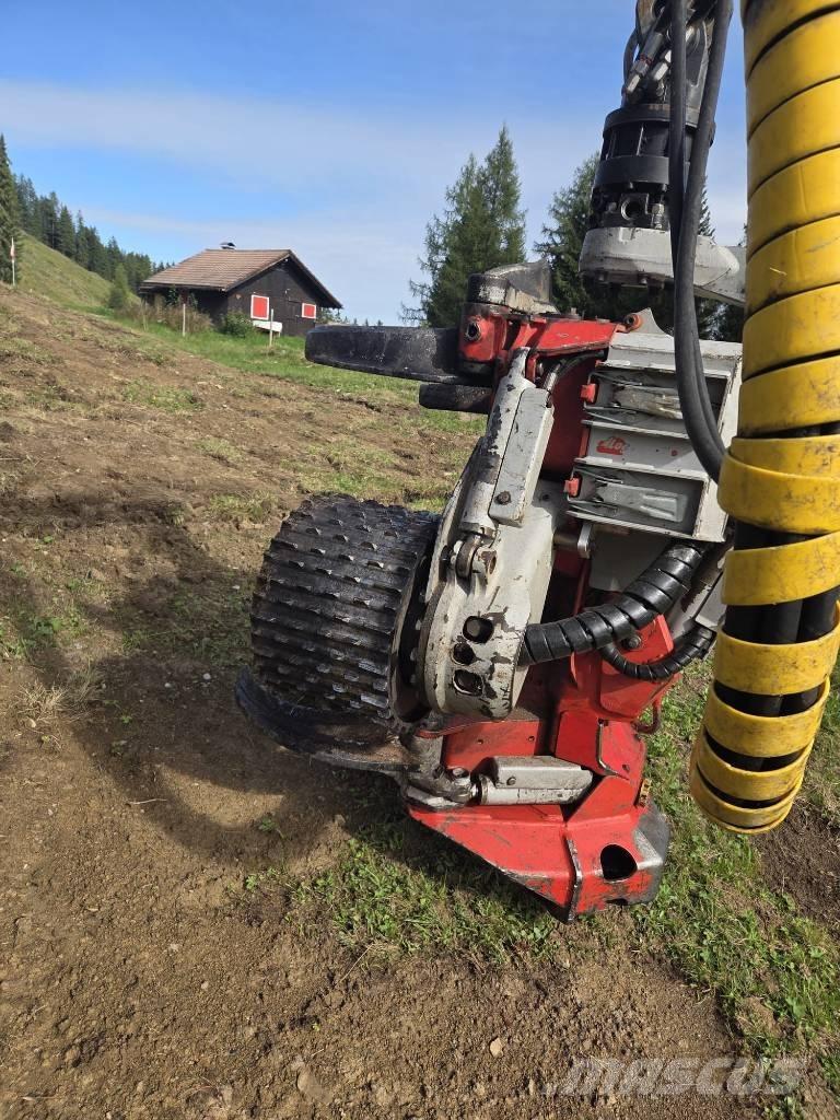 Log Max 5000 D Harvester heads