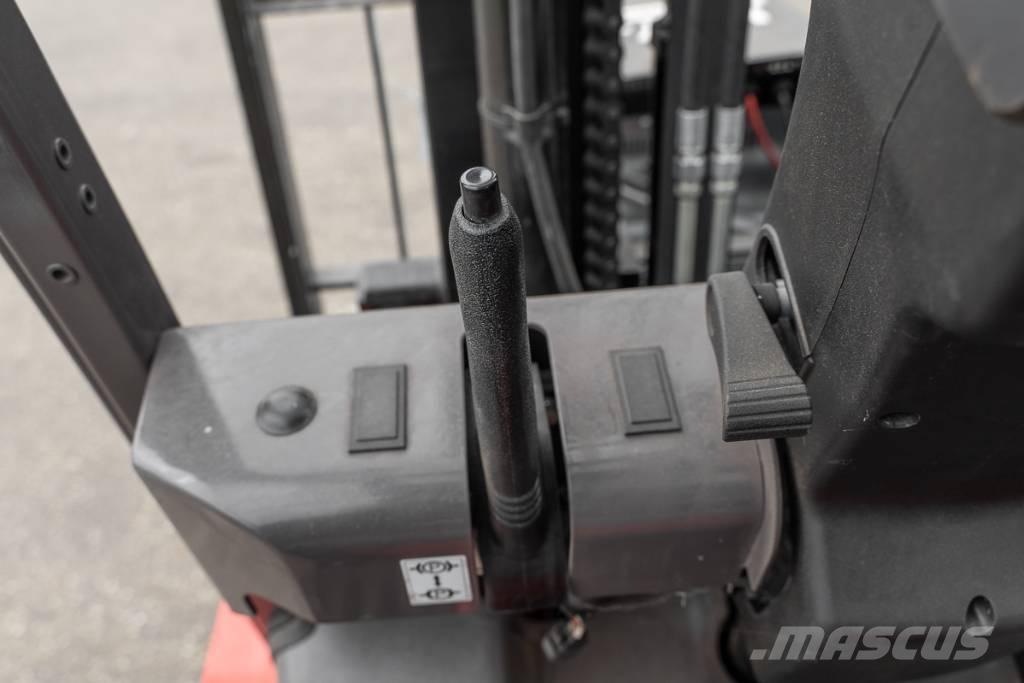 Manitou ME 435 Electric forklift trucks