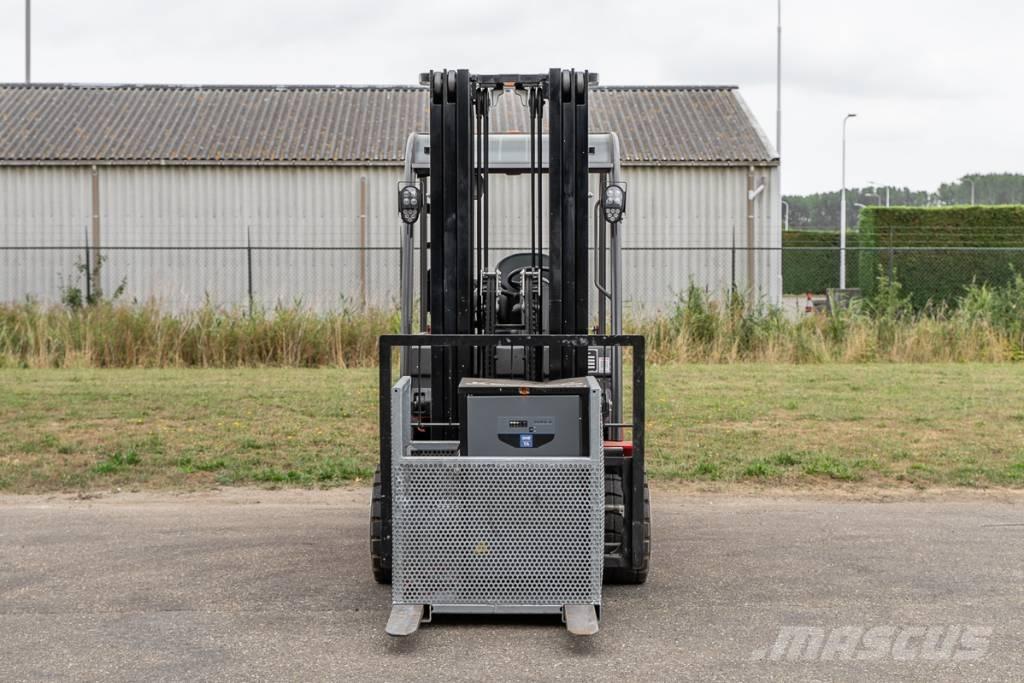 Manitou ME 435 Electric forklift trucks