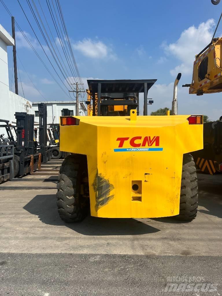 TCM FD250 Telescopic handlers