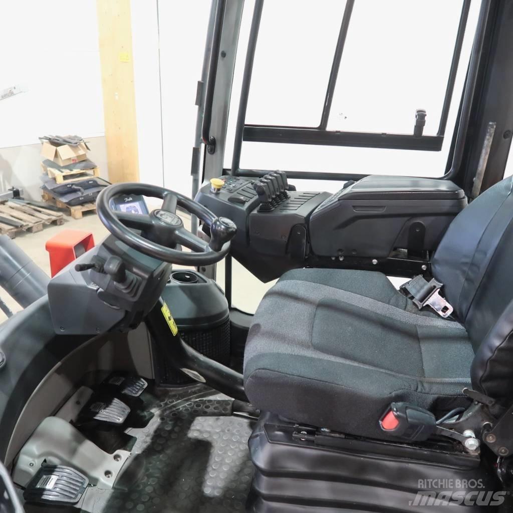 Kalmar DCG140-6 Diesel trucks