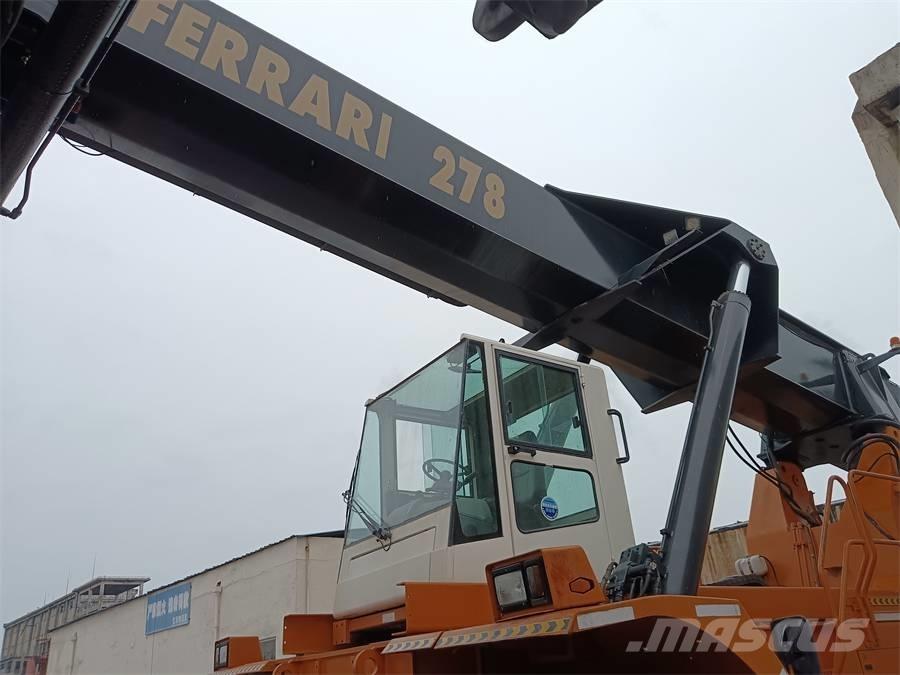 Ferrari 278 Reach stackers