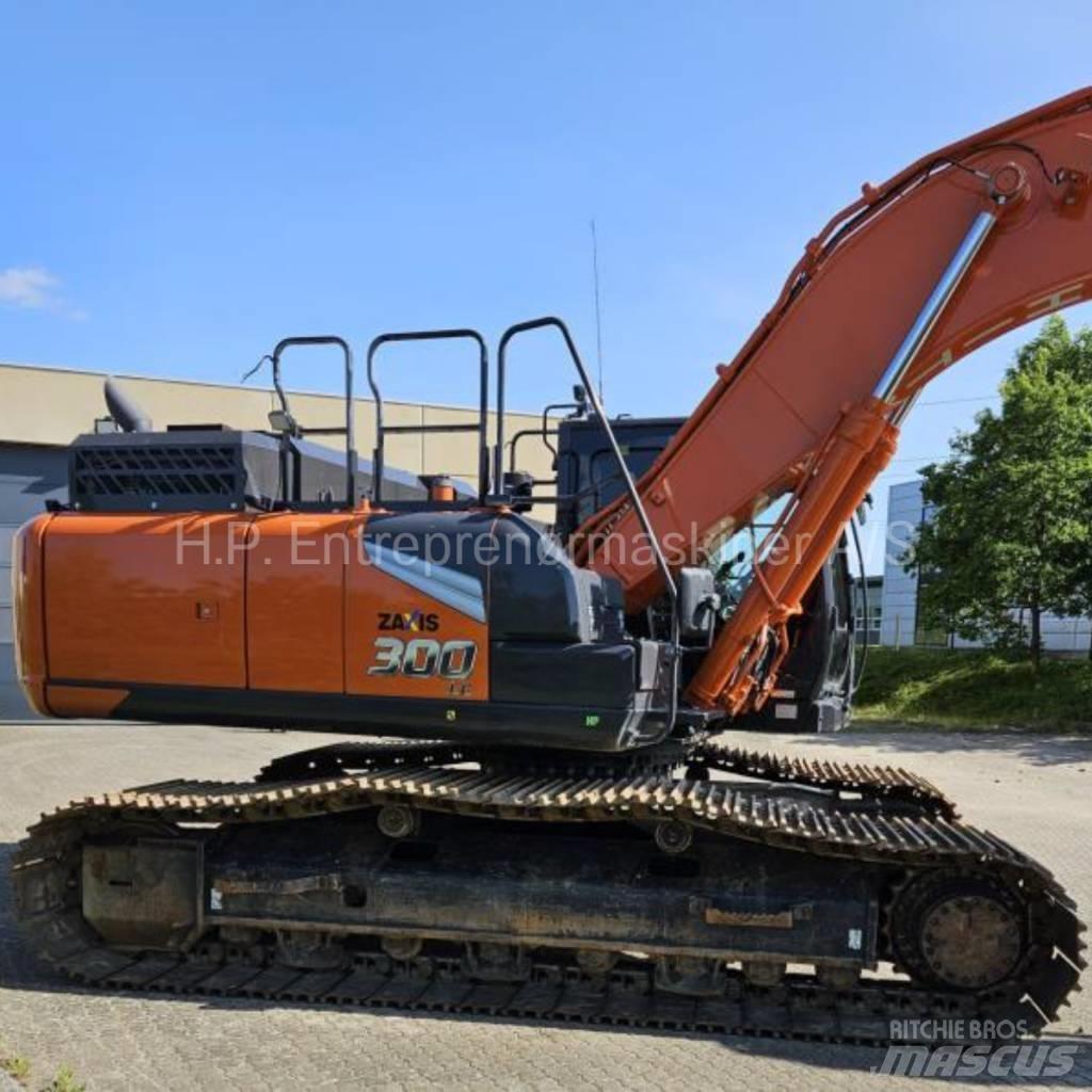 Hitachi ZX300LC-7 Crawler excavators