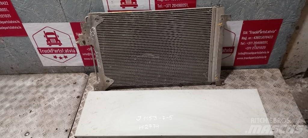 Iveco Stralis.    H2774 Radiators