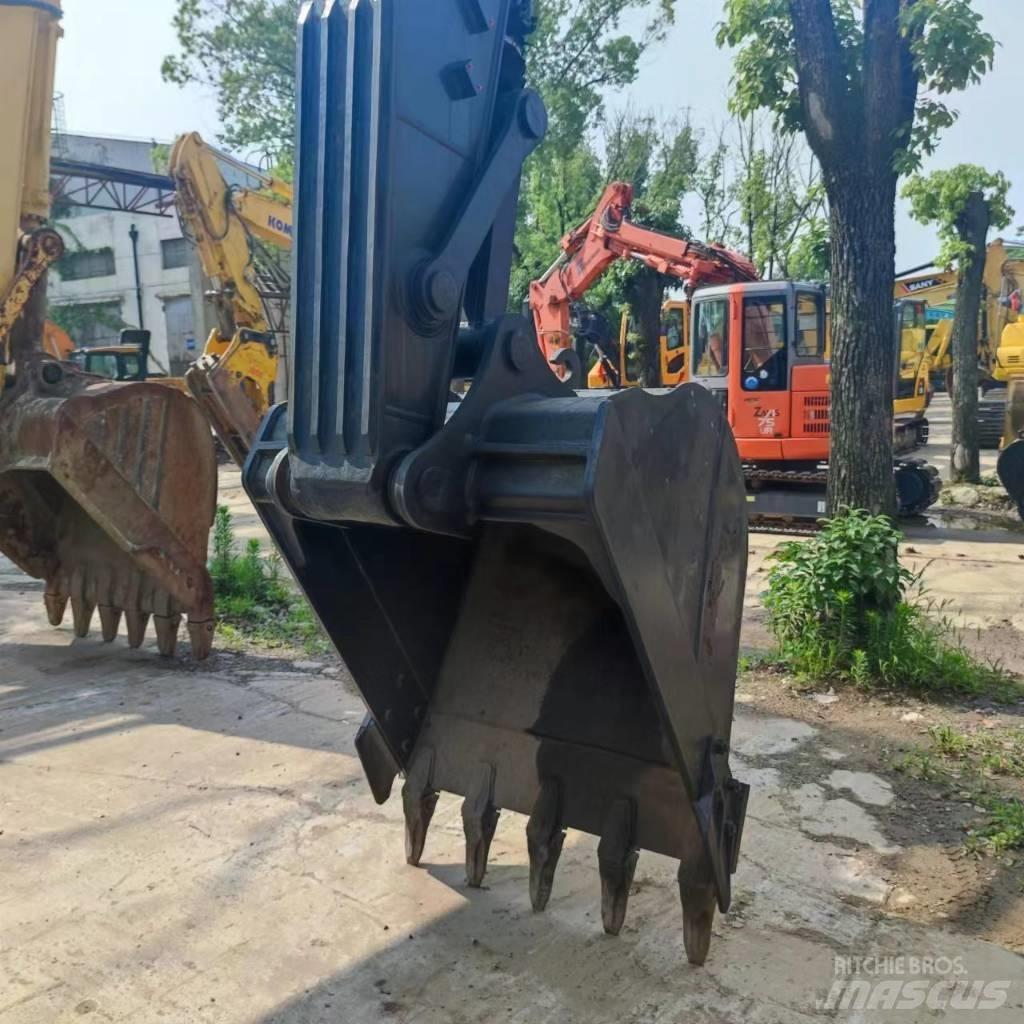 Volvo EC 210 D Crawler excavators