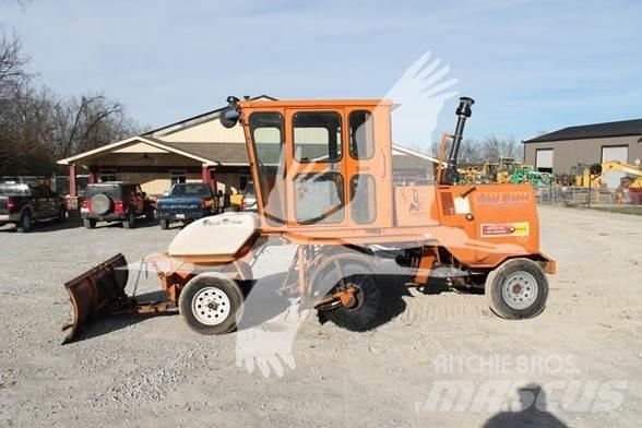 Broce KR350 Sweepers