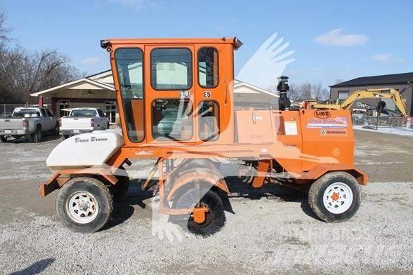 Broce KR350 Sweepers