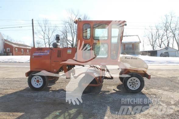 Broce KR350 Sweepers