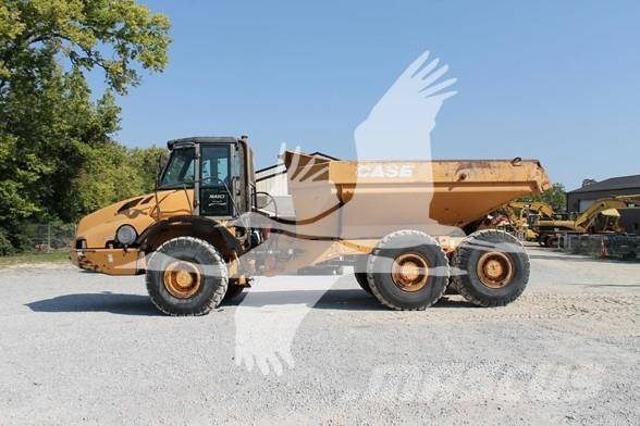 CASE 330B Articulated Haulers