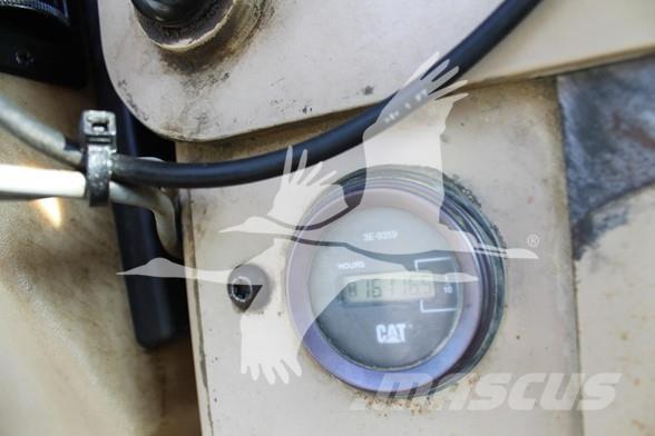 CAT 12H Graders