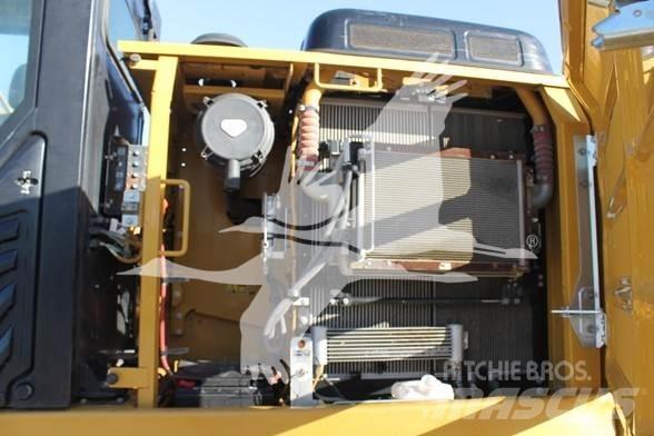 CAT 323FL Crawler excavators