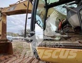CAT 330CL Crawler excavators