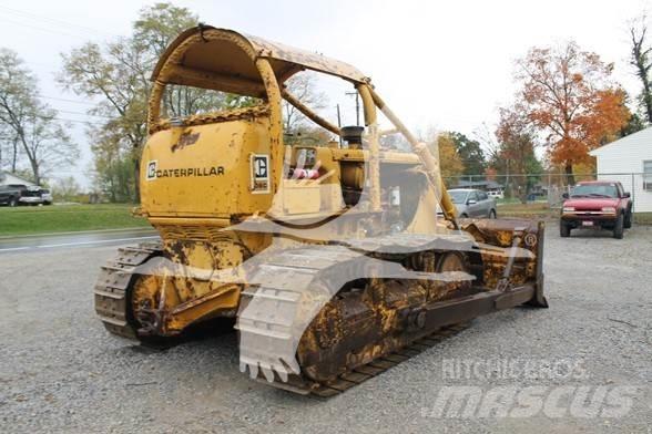 CAT D6C Crawler dozers