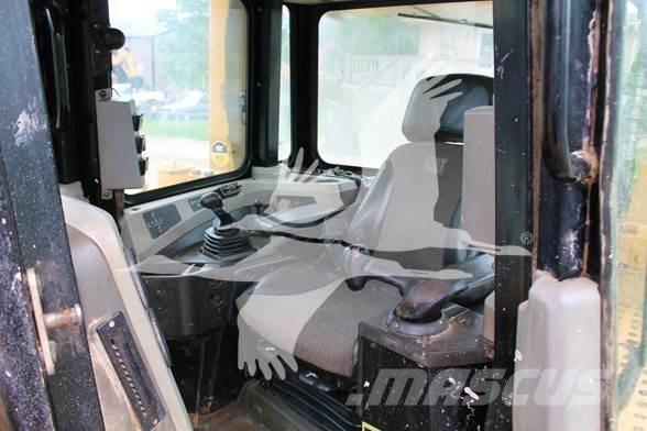 CAT D6T Crawler dozers