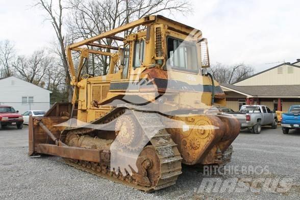 CAT D7H Crawler dozers