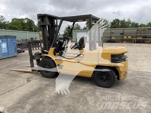 CAT DP50 Diesel trucks