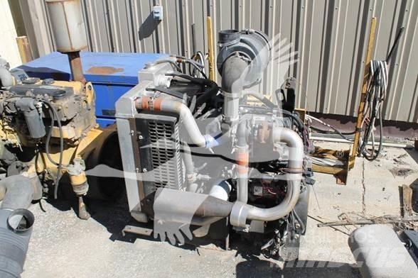 John Deere  Engines