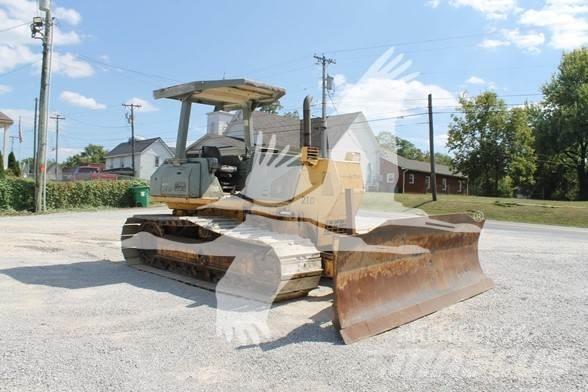 Komatsu D41P-6 Crawler dozers