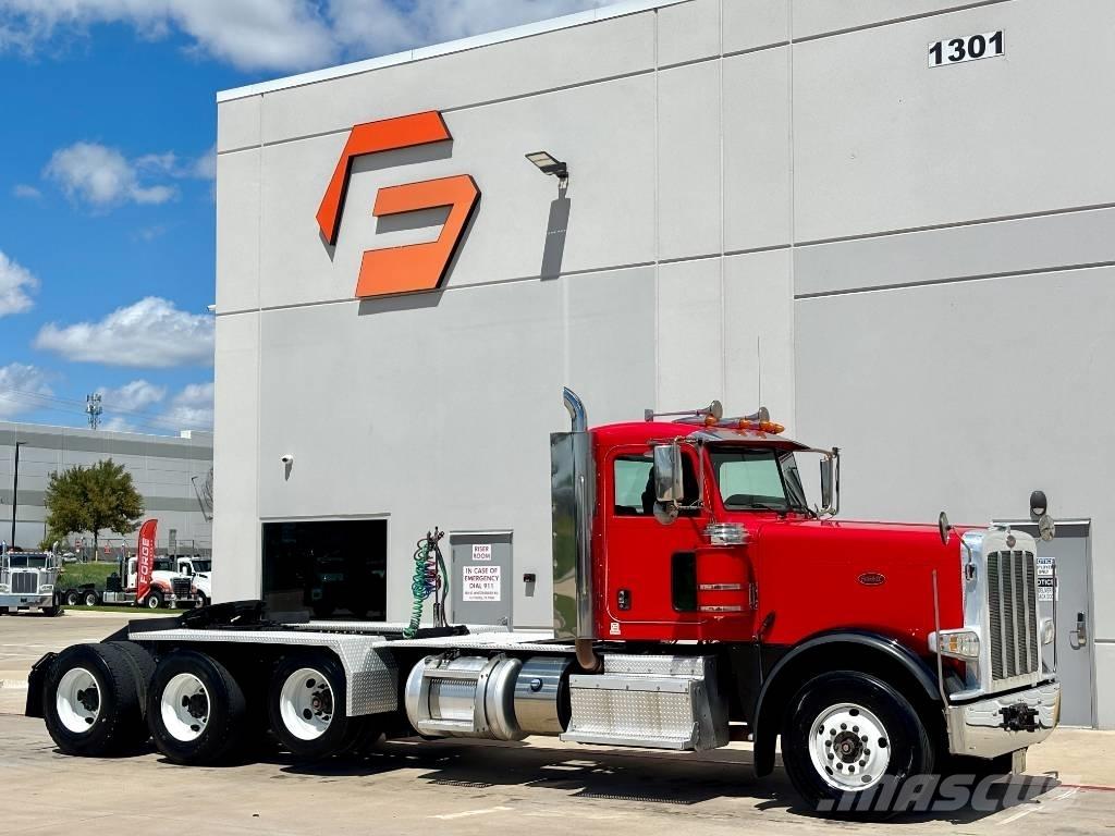 Peterbilt 389 Prime Movers