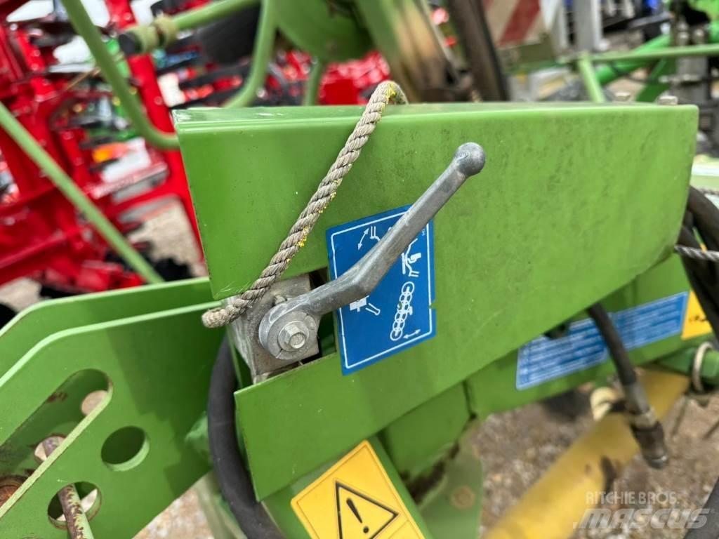 Krone KW672/6 Rakes and tedders