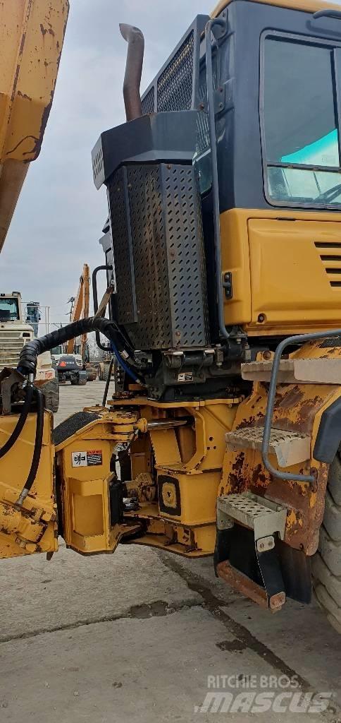 Bell B 30 D Articulated Haulers