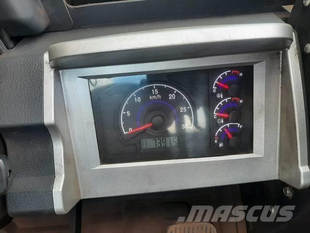 Doosan D 35 C-7 Diesel trucks