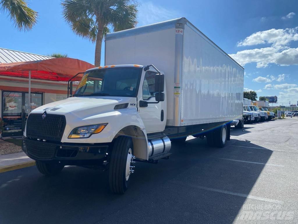 International MV 607 Box trucks