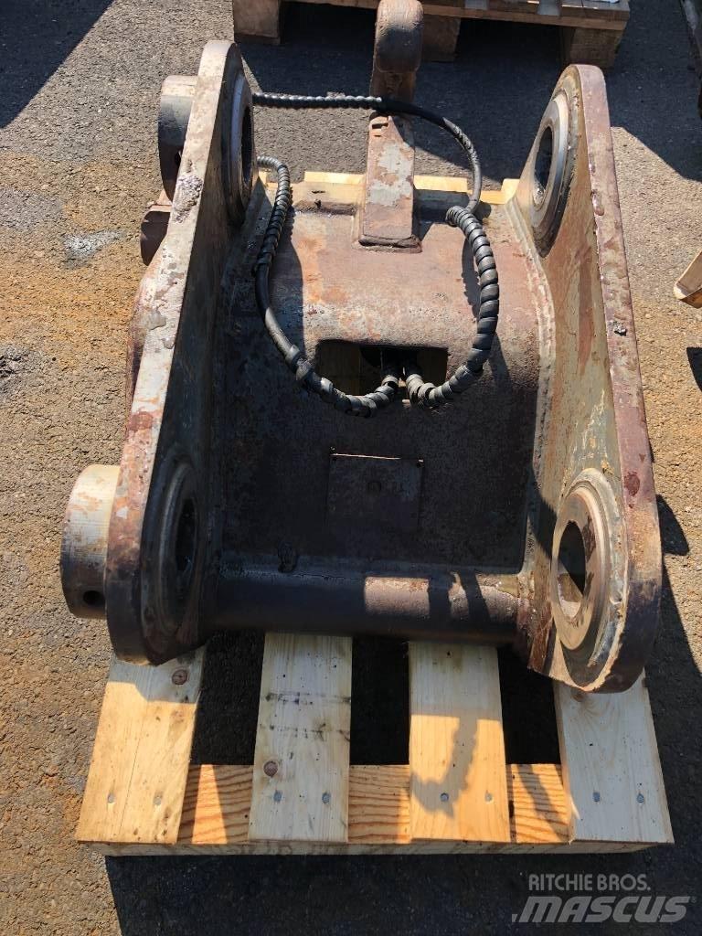 Volvo HCW40 Quick connectors